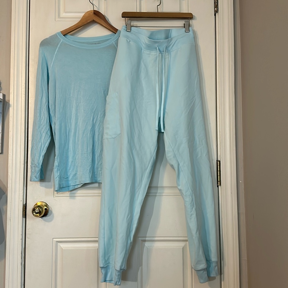 Mandala scrubs high waisted jogger and matching under scrub